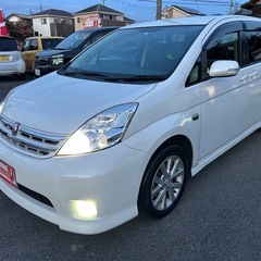 🉐トヨタアイシス❣️プラタナP❣️７人３列シート❣️オートスライドドア❗️バックカメラ❗️車検付きすぐ乗れます❗️機関絶好調‼️車体磨き済み‼️めちゃくちゃ綺麗‼️燃費良好‼️の画像