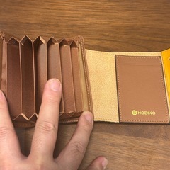 MODIKO 二つ折り財布の画像