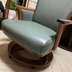 1人用椅子の画像