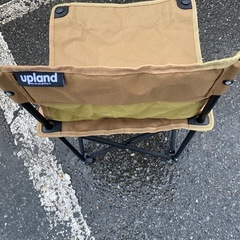 Coleman アウトドアチェア ネイビー/ピンク upland 折りたたみ式アウトドアチェア の画像