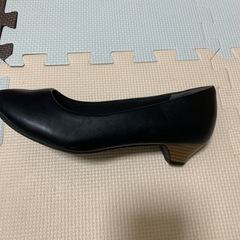 レディースパンプス 24.0cm ブラック（美品）の画像