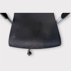 イトーキ スピーナチェア 高級オフィスチェア　肘可動　昇降機能付き KE-757GP-T1T1T1 大阪府配送可能の画像