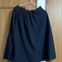 ネイビーフレアスカートの画像