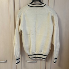 Black&White エンブレムニットセーターの画像