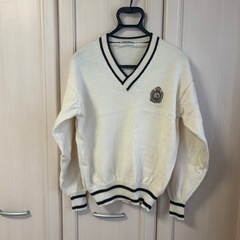 Black&White エンブレムニットセーターの画像