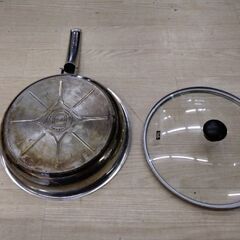 たったの5千円ポッキリ　定価数万　正規品　本物　ドイツ　フィスラー社製　フライパン　蓋付きの画像