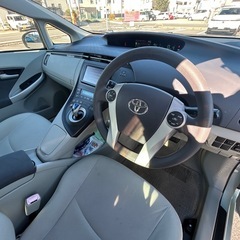 🉐プリウス純正ティファニーカラー❣️奇跡の4万キロ❣️車検２年取り立て‼️めちゃくちゃ綺麗‼️このカラーで4万キロは日本中探してもありません‼️の画像