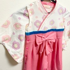 袴ロンパースの画像