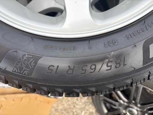 MICHELIN X ice 3＋　ミシュラン　スタッドレス 185/65R15