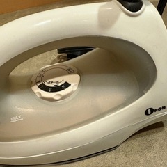 ニトリ　スチームアイロン　TK-7541(NT)の画像