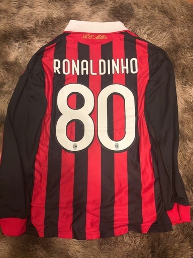 ロナウジーニョ ACミラン ユニフォーム (いせい) 西浦和のサッカーの