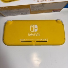 Switch light黄色美品ソフトセットの画像
