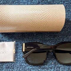 新品 JIMMY CHOO サングラス ケース付きの画像