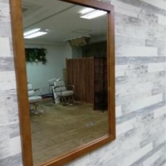 〈中古〉美容室用　天然ウォールミラーL 大きい鏡の画像