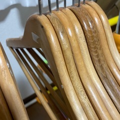 木製ハンガーの画像