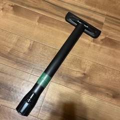 シャークハンディ掃除機バッテリー２つ付きの画像