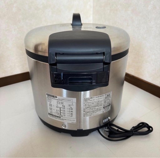象印　2升炊き炊飯器　業務用　21年製　NS-QC36