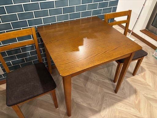 ニトリ ダイニングテーブル 椅子二脚セット！ (けいすけ) 西太子堂の