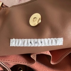 くすみピンク バッグの画像