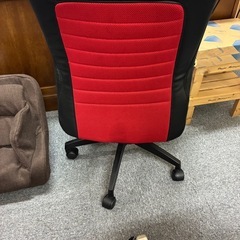 事務椅子の画像