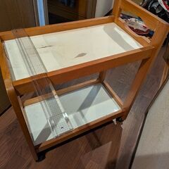 キャスター付きワゴンの画像