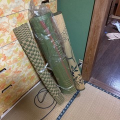 ドレッサー テーブル  おしゃれ 収納 鏡台 化粧台 デスク メイク台 ローテーブル コンパクト 机 メイク 引き出し ミラー 鏡 コスメ 鏡　姿見　着物　きもの　着付け　和服　和装　タンス　テーブル　鉄屑　スクラップ　アルミ　家の片付け中　電化製品　収納家具　ベッド　プリンター　豊前市　　差し上げます　0円　松江　ゴザ　の画像