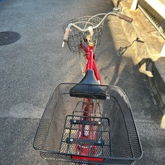 買い物に使っていた
赤い自転車の画像