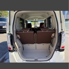 N-BOX 人気パール色の画像