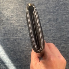 gucci 長い財布の画像