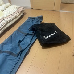 スノーボード板とビンディングブーツのセットの画像