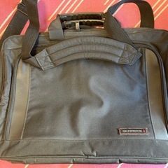 ビジネスバッグの画像