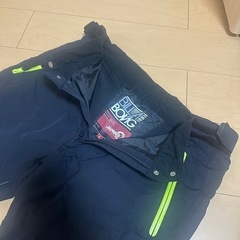 スノーボードのウェア、セットアップの画像