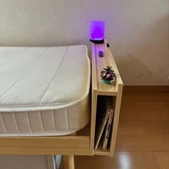 ﾛｰｽﾀｲﾙシングルベッド➕厚さ15cmﾏｯﾄﾚｽの画像