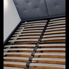 数ヶ月のみ使用　エマ　グレー クイーン　ベッド　フレーム ポケット付き　エマスリープ　emmaの画像