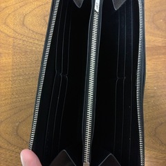 Camille Fournet 黒 レザー 長財布
の画像