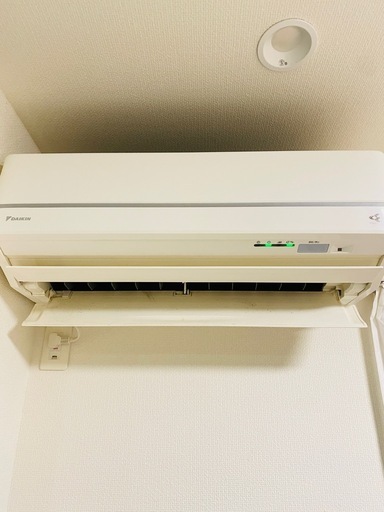 DAIKIN エアコン
