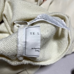 YE LiBARE　ペコちゃんスウェットトップス　ベージュ　サイズフリー　トレーナーの画像