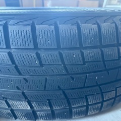 ヨコハマ　スタッドレス215/60r16 4本セットの画像