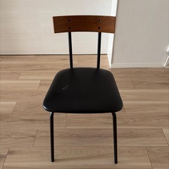 ダイニングチェア
の画像