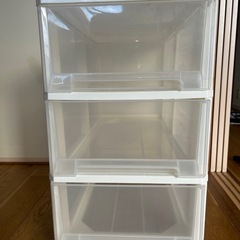 12/27まで！　大容量　衣装ケース　キャスター付きの画像