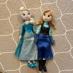 アナと雪の女王　ぬいぐるみ　エルサ　人形