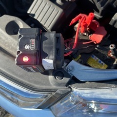 バッテリー上がりのスターターの画像