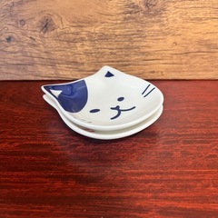 【中古】猫のお顔　小皿2枚の画像