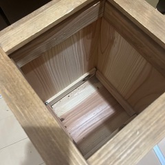 木製　ゴミ箱の画像