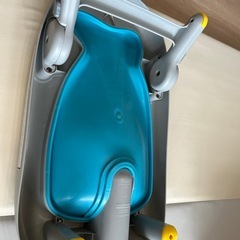 Ship Hop ホエールベビーバスチェアの画像