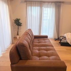 ヴィンテージ風ソファの画像