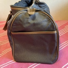 ボストンバッグの画像