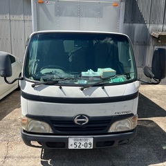 日野デュトロ　2tアルミバン　観音式扉の画像