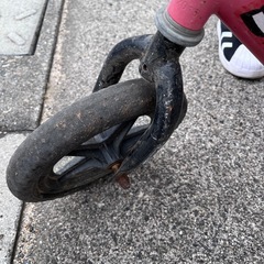 今日中にお約束頂ける方へ❣️
ボロボロのストライダーの画像