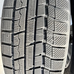 17インチ　スタッドレスタイヤの画像